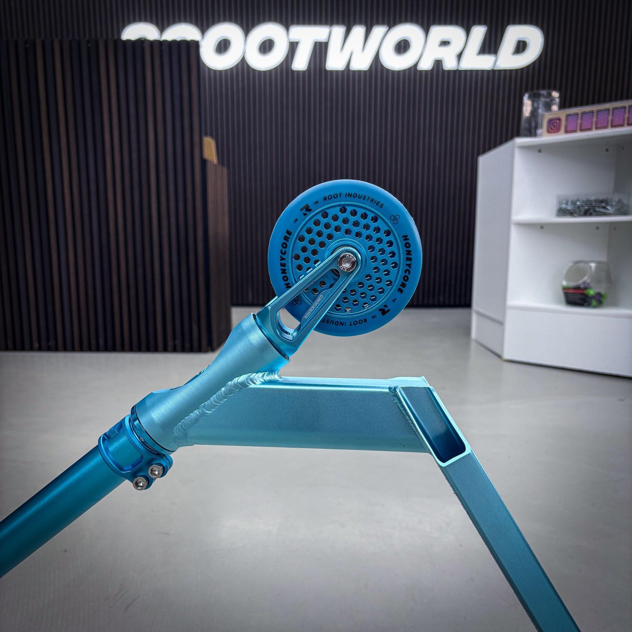 Striker Full Blue Custom Build - Blå-ScootWorld.se