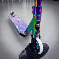 Striker Full Rainbow Custom Build - Rainbow-ScootWorld.se