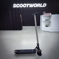 Striker Pandemonium Custom Build - Svart/Silver-ScootWorld.se