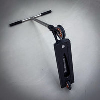 Striker Pandemonium Custom Build - Svart/Silver-ScootWorld.se