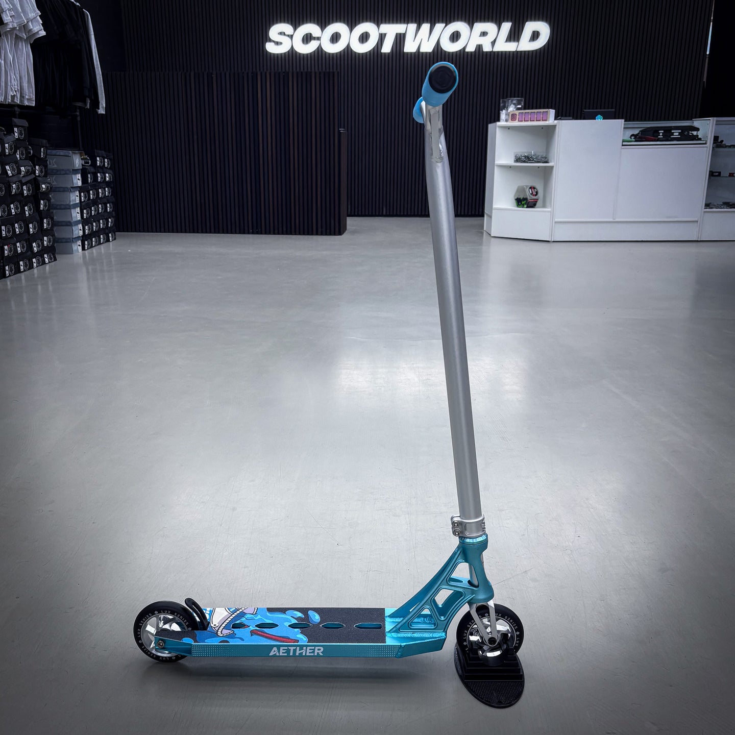 Striker Aether Teal/Silver Custom Build - Turkos/Silver-ScootWorld.se