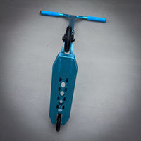 Striker Aether Teal Custom Build - Turkos-ScootWorld.se