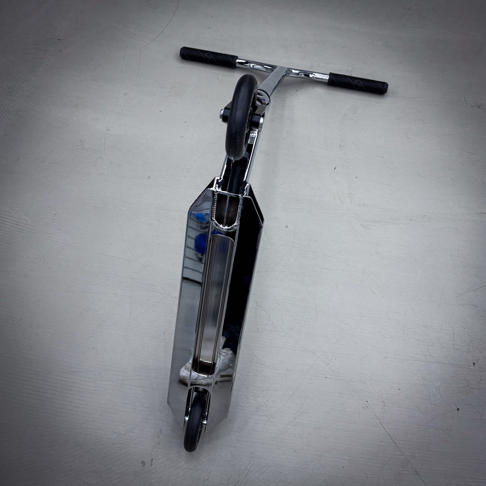 Striker Full Chrome Custom Build - Chrome-ScootWorld.se
