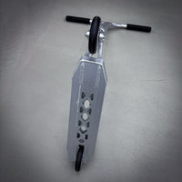 Striker Aether Silver Custom Build - Silver-ScootWorld.se
