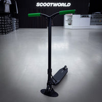 Striker Ethic Pandemonium Custom Build - Svart/Grön-ScootWorld.se