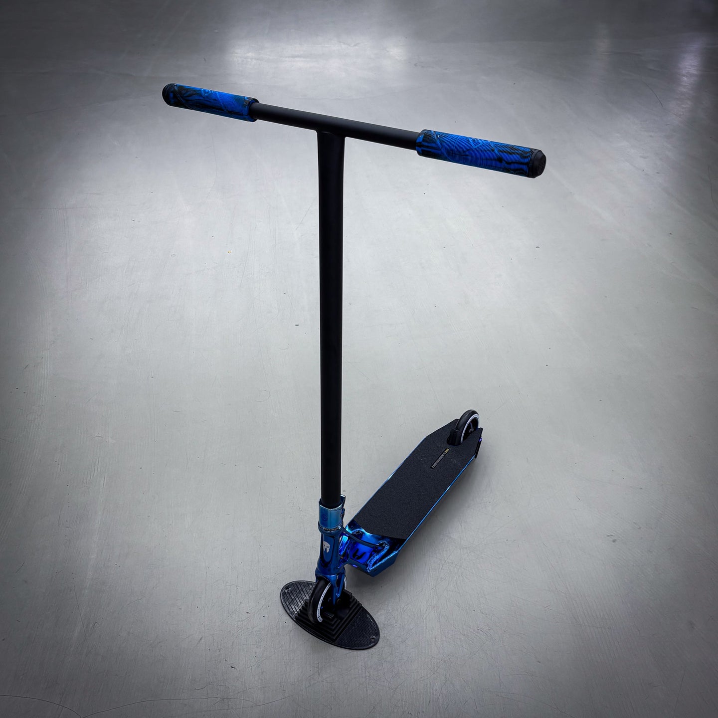 Striker Ethic 500mm Chrome Blue Custom Build - Blå/Svart-ScootWorld.se