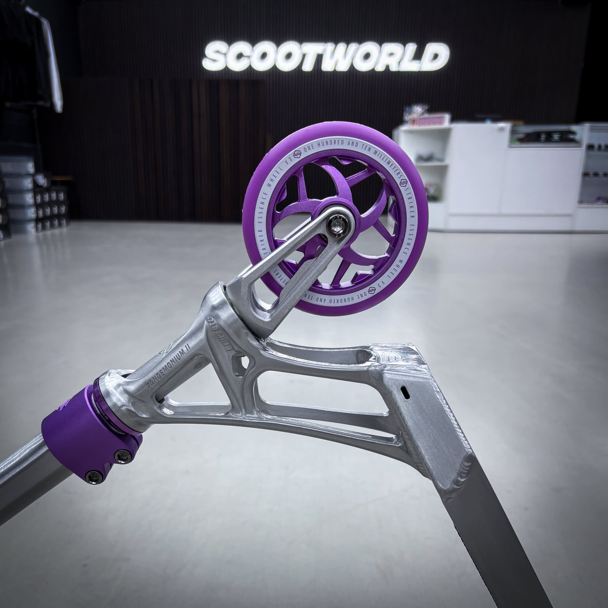 Striker Ethic Silver/Purple 460 Custom Build - Svart/Lila-ScootWorld.se
