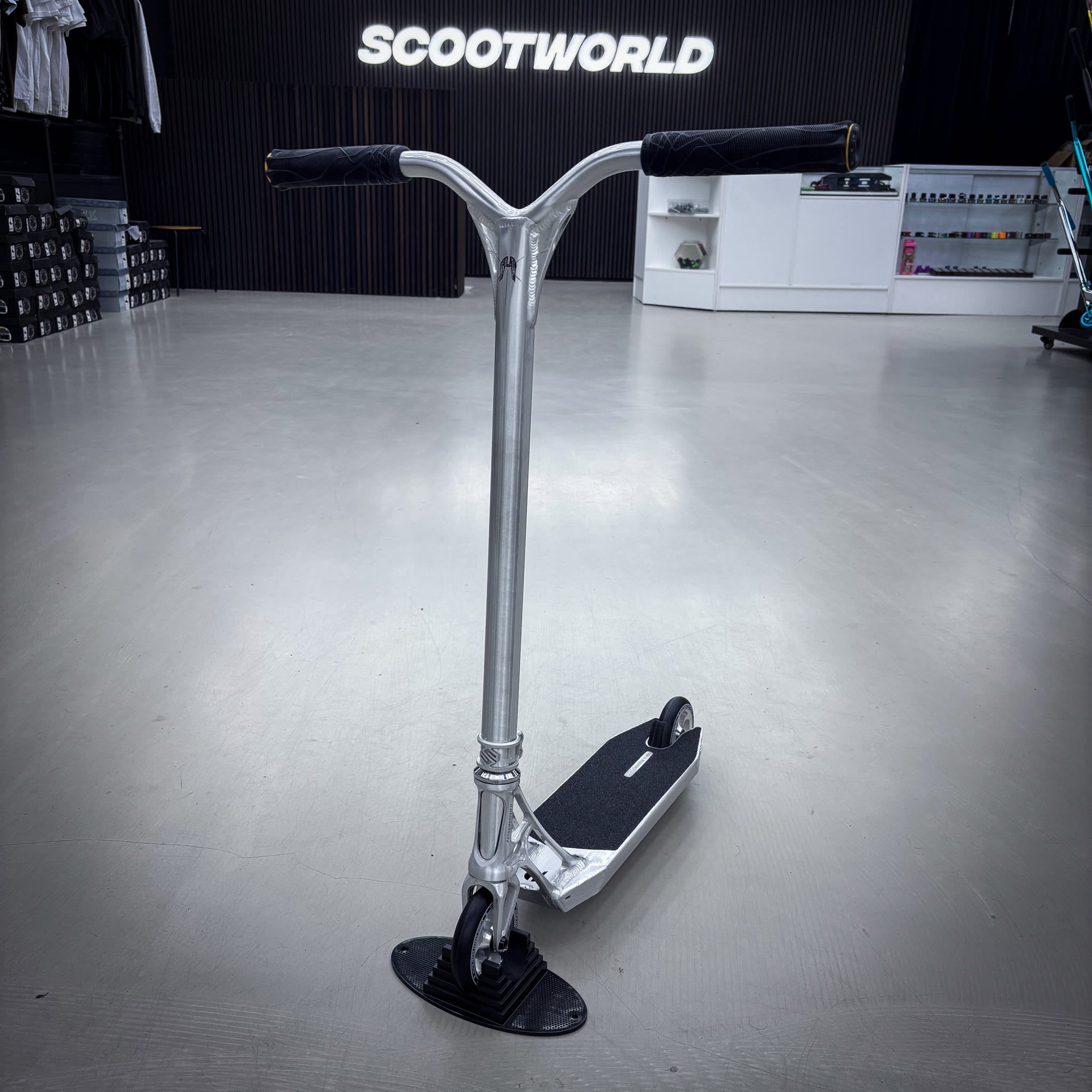 Ethic Silver Custom Build - Silver-ScootWorld.se