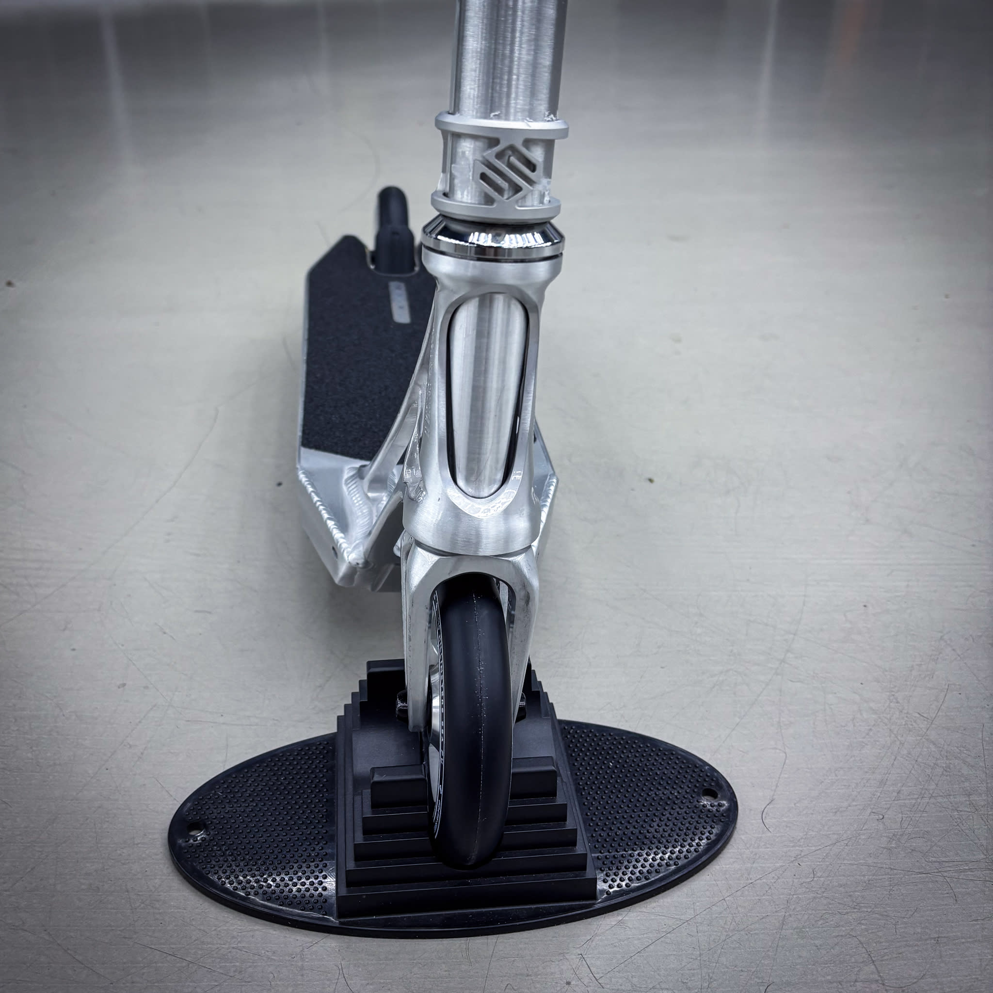 Ethic Silver Custom Build - Silver-ScootWorld.se