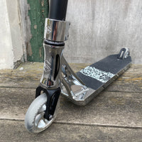Striker Chrome Custom Build - Svart/Silver-ScootWorld.se