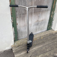 Striker BGSEAKK Titan Custom Build - Svart/Silver-ScootWorld.se