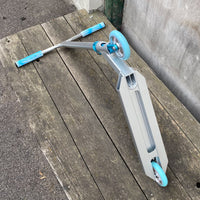 Striker Silver/Teal Custom Build - Silver/Turkos-ScootWorld.se