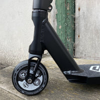 Striker x ScootWorld Titan Custom Build - Svart-ScootWorld.se