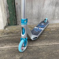 Striker Silver/Teal Custom Build - Silver/Turkos-ScootWorld.se