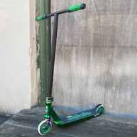 Striker Longway Green Custom Build - Svart/Grön-ScootWorld.se