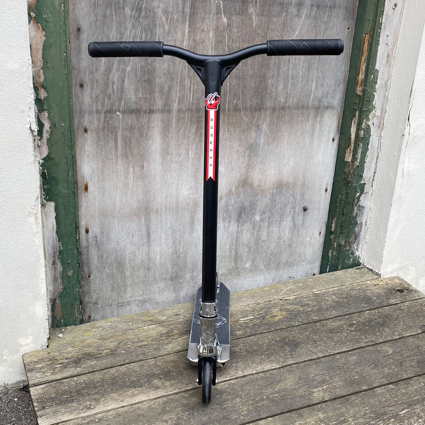 Striker Chrome Park Custom Build - Svart/Silver-ScootWorld.se