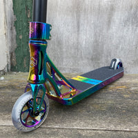 Striker Rainbow Deck Custom Build - Svart/Rainbow-ScootWorld.se