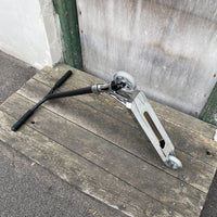 Striker Chrome Custom Build - Svart/Silver-ScootWorld.se