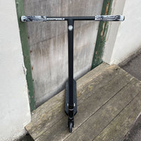 Striker x ScootWorld Titan Custom Build - Svart-ScootWorld.se
