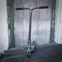 ScootWorld Rainbow Custom Build Trick Sparkcykel - Svart/Rainbow-ScootWorld.se
