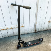 Striker BGSEAKK Extreme Custom Build - Svart-ScootWorld.se