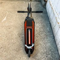 Striker BGSEAKK Extreme Custom Build - Svart-ScootWorld.se