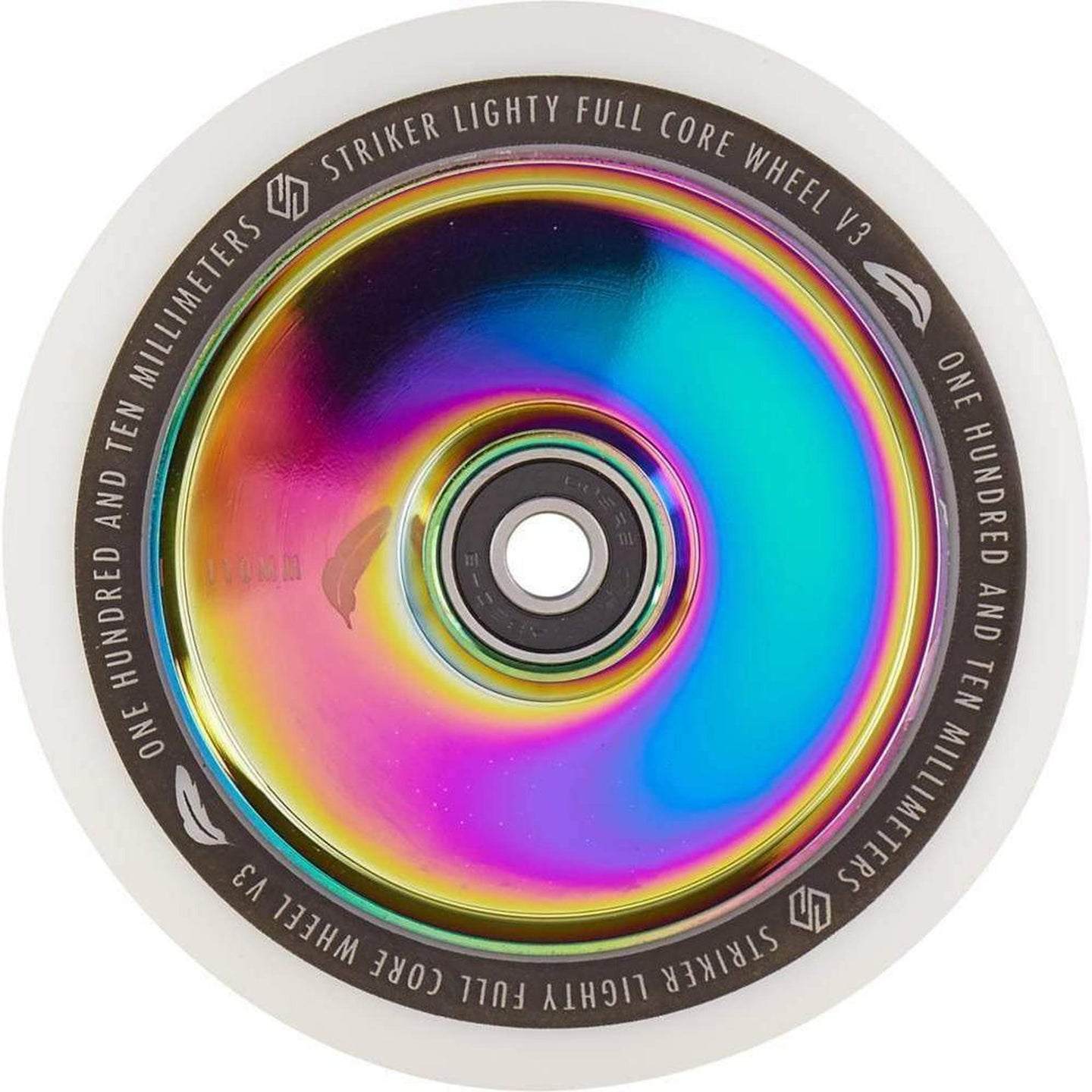 Striker Lighty Fullcore V3 Vit 110mm Sparkcykel Hjul - Rainbow-ScootWorld.se