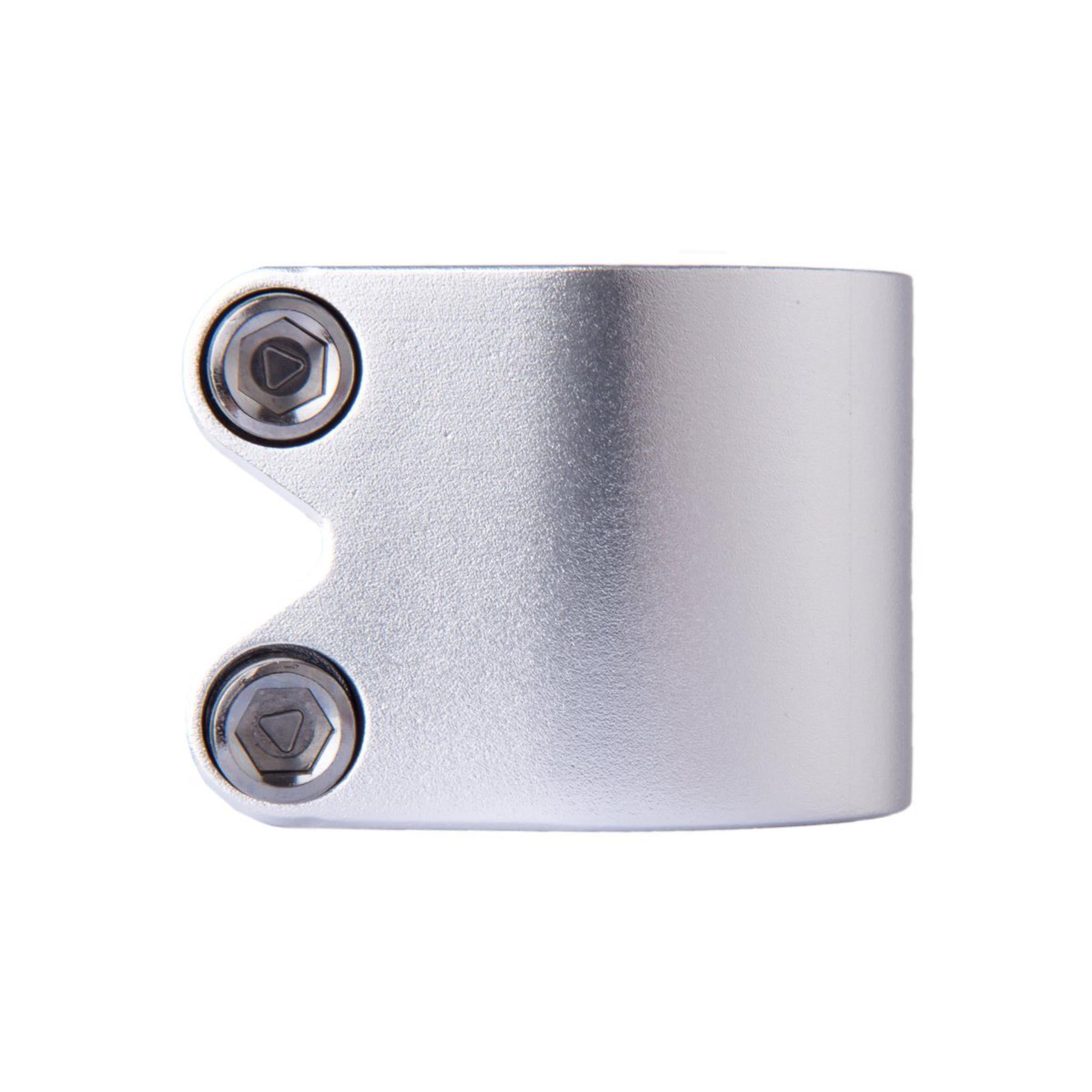 Striker Lux Double Kickbike Clamp - Silver-ScootWorld.se