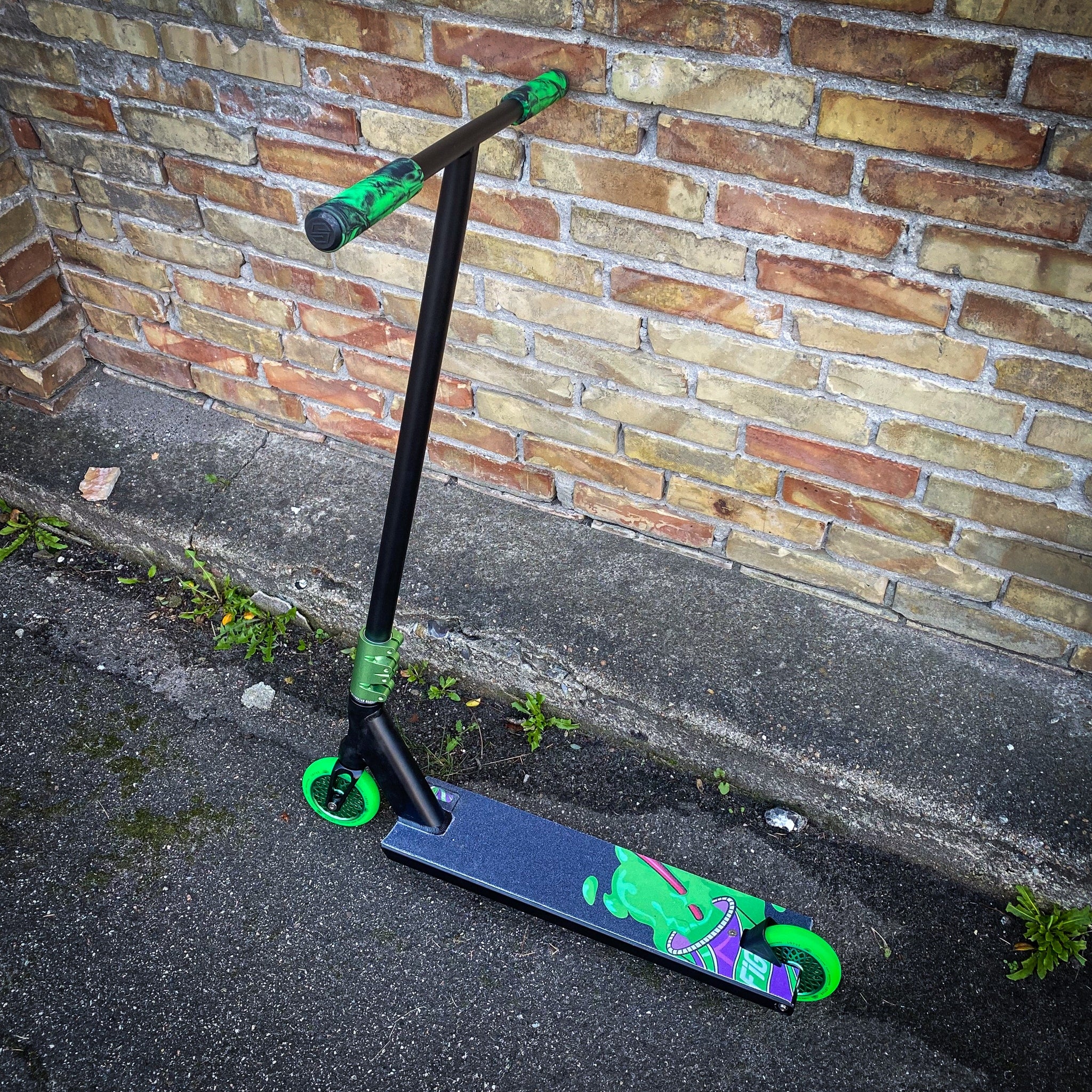 ScootWorld Black/Green Street Custom Build - Svart/Grön-ScootWorld.se