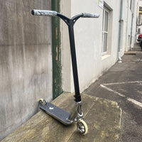 Striker BenJ Custom Build - Svart/Silver-ScootWorld.se