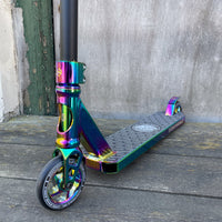 ScootWorld Gravis Custom Build Trick Sparkcykel - Svart/Rainbow-ScootWorld.se