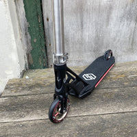 Striker BGSEAKK Titan Custom Build - Svart/Silver-ScootWorld.se