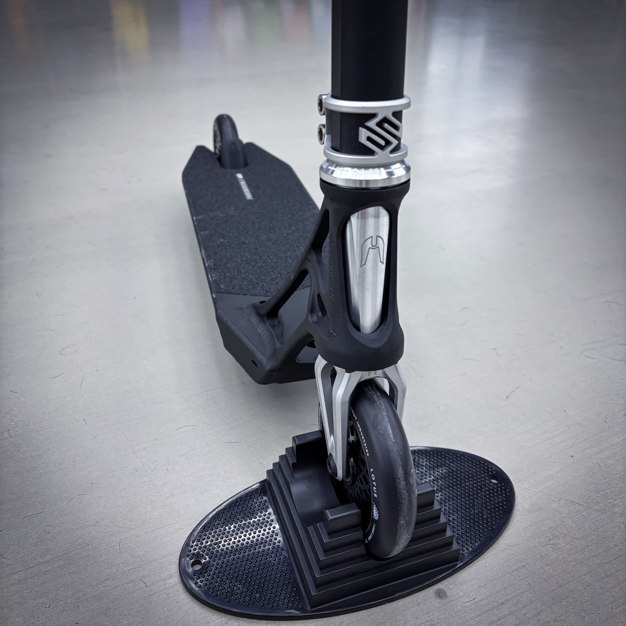 Ethic Lightweight Black Custom Build - Black