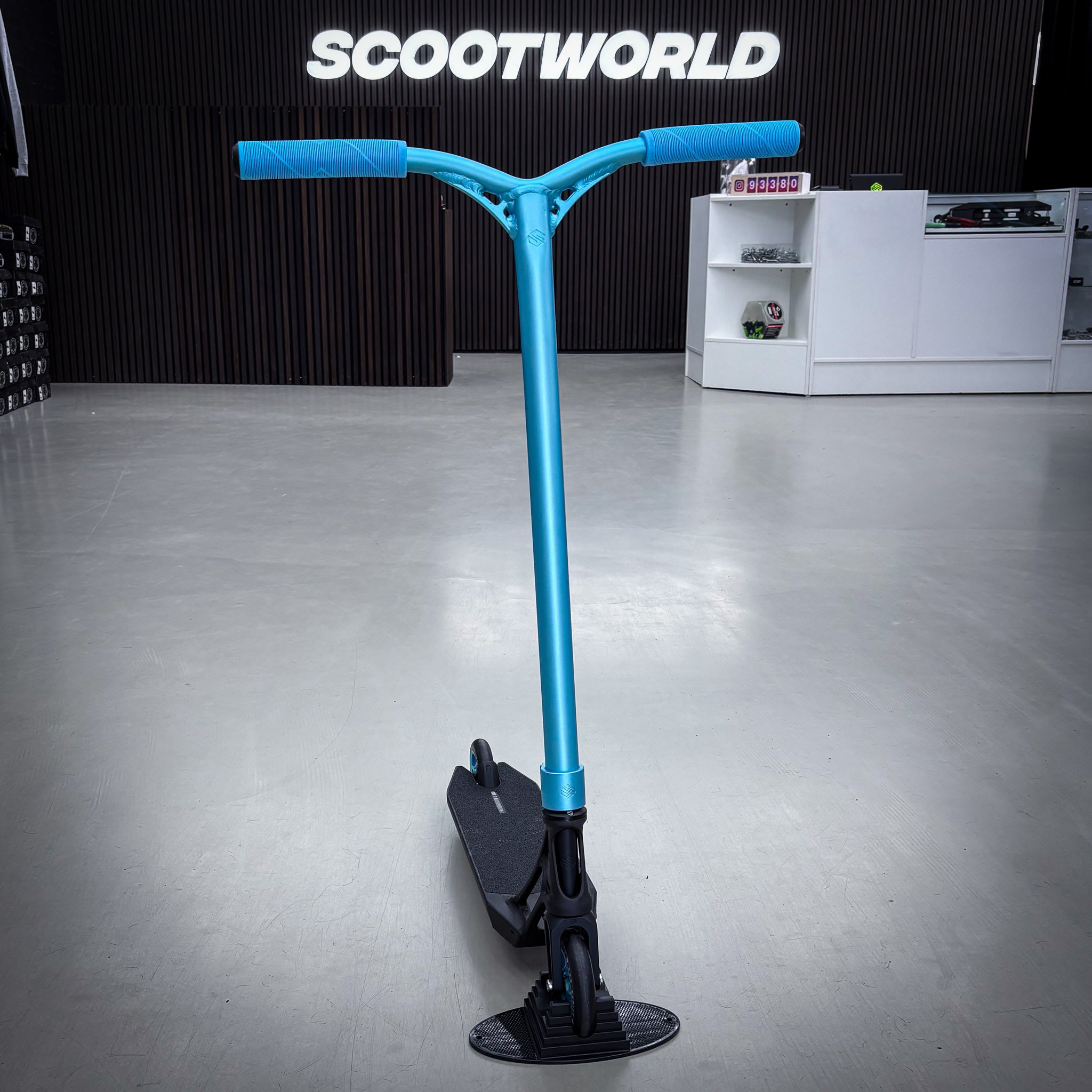 Striker Pande Teal/Black Custom Build - Teal/Black
