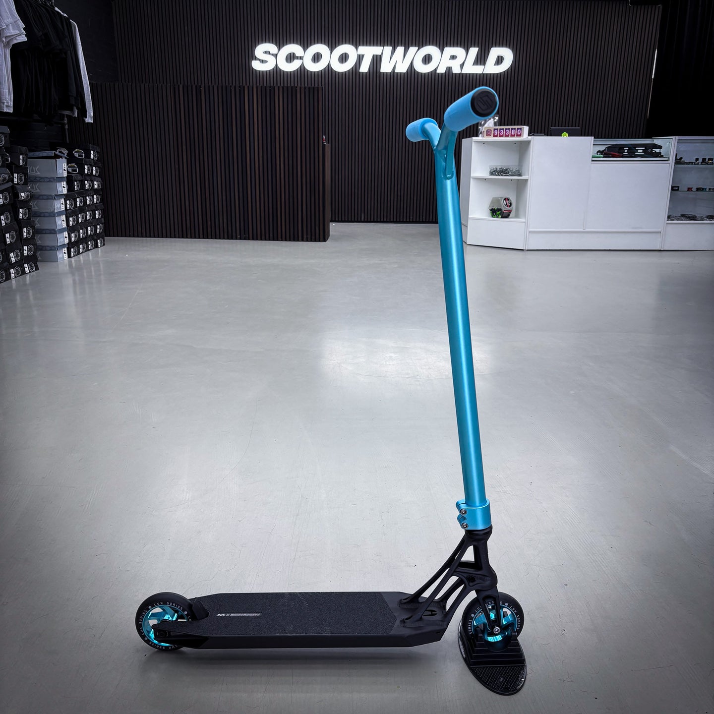Striker Pande Teal/Black Custom Build - Teal/Black