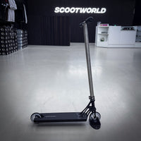Striker Pandemonium Boxed Custom Build - Svart/Silver-ScootWorld.se