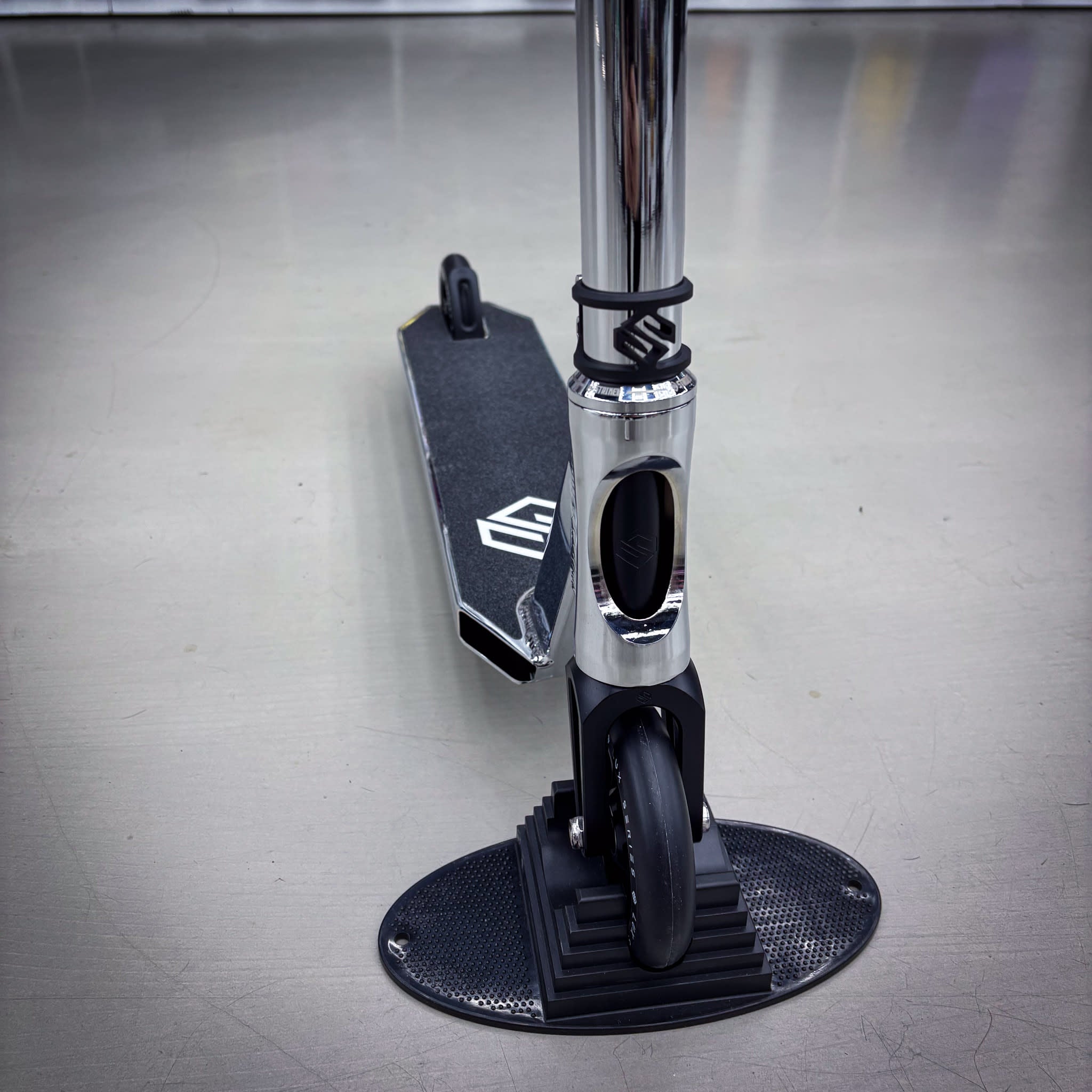 Striker Full Chrome Custom Build - Chrome