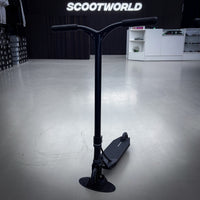 Striker Pande Black 460 Custom Build - Svart-ScootWorld.se