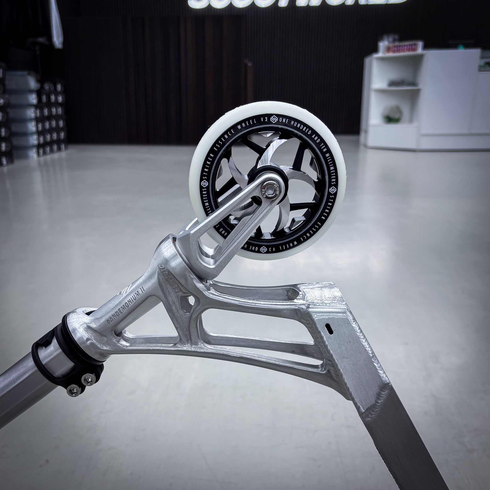 Ethic Pande Wolp 460mm Custom Build - Silver-ScootWorld.se