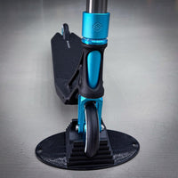 Striker Titan Pande Custom Build - Svart/Turkos/Silver-ScootWorld.se