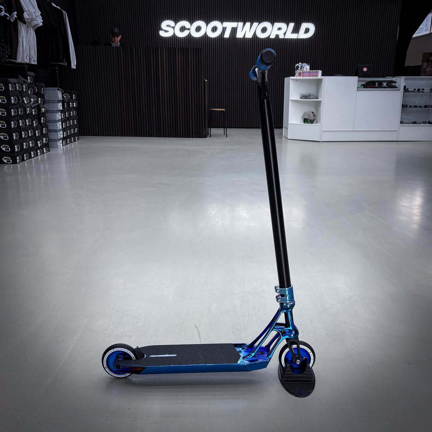 Striker Pande Blue Chrome Custom Build - Blå Chrome-ScootWorld.se