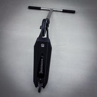 Striker Titan Pande Black Silver Custom Build - Svart/Silver-ScootWorld.se