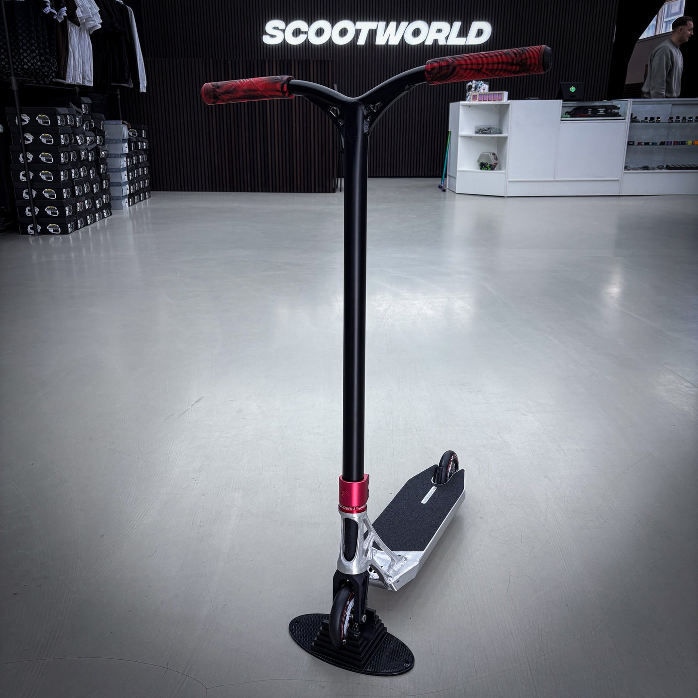 Striker Pande Silver/Black/Red Custom Build - Silver/Black/Red