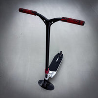 Striker Pande Silver/Black/Red Custom Build - Silver/Svart/Röd-ScootWorld.se