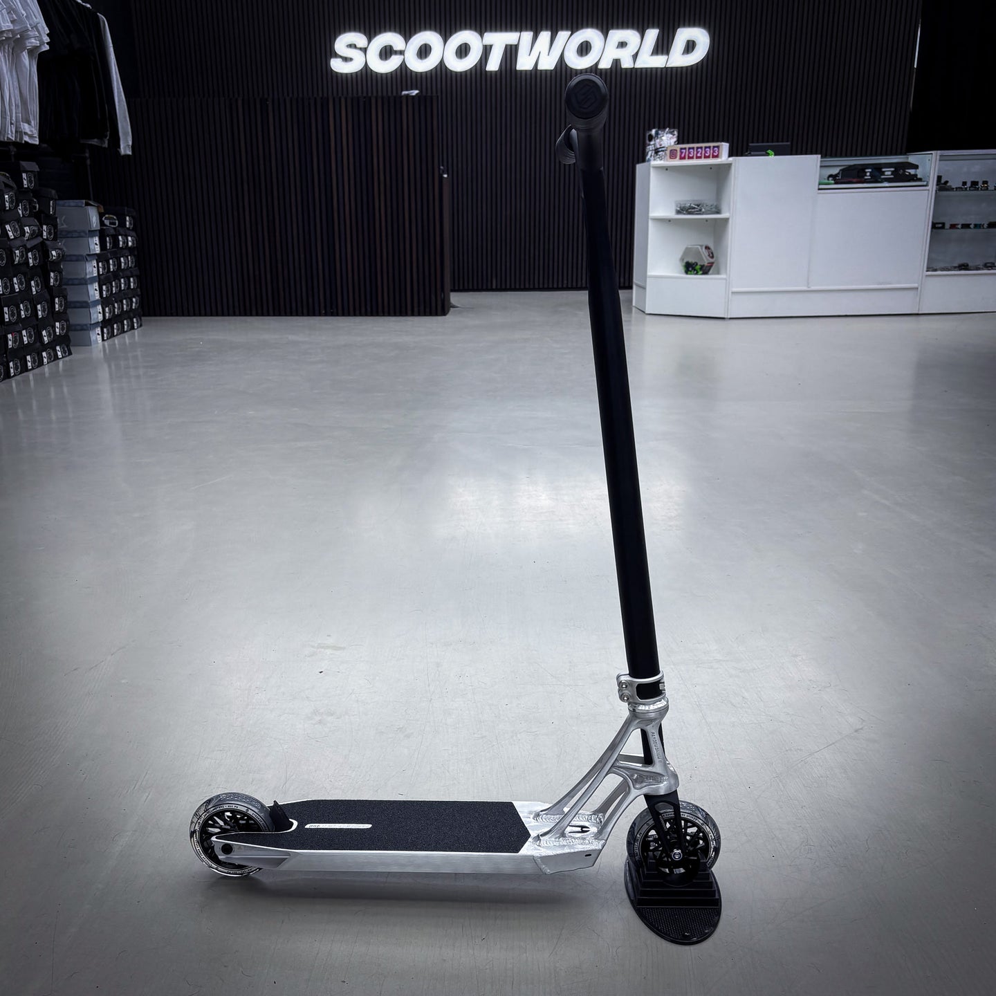 Ethic Pande Wolp Silver/Black Custom Build - Silver/Black-ScootWorld.se