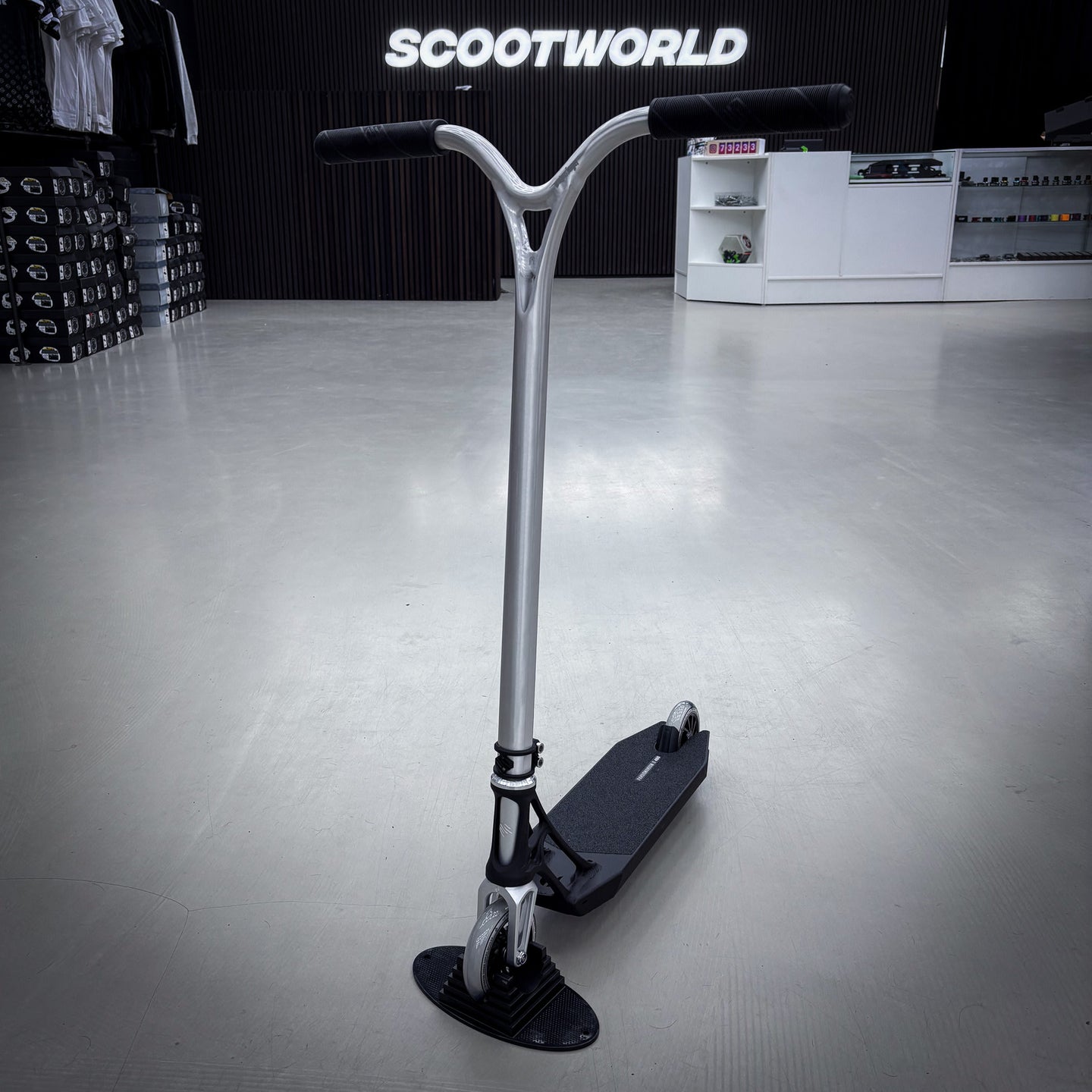 Ethic Pande Wolp Black/Silver Custom Build - Svart/Silver-ScootWorld.se