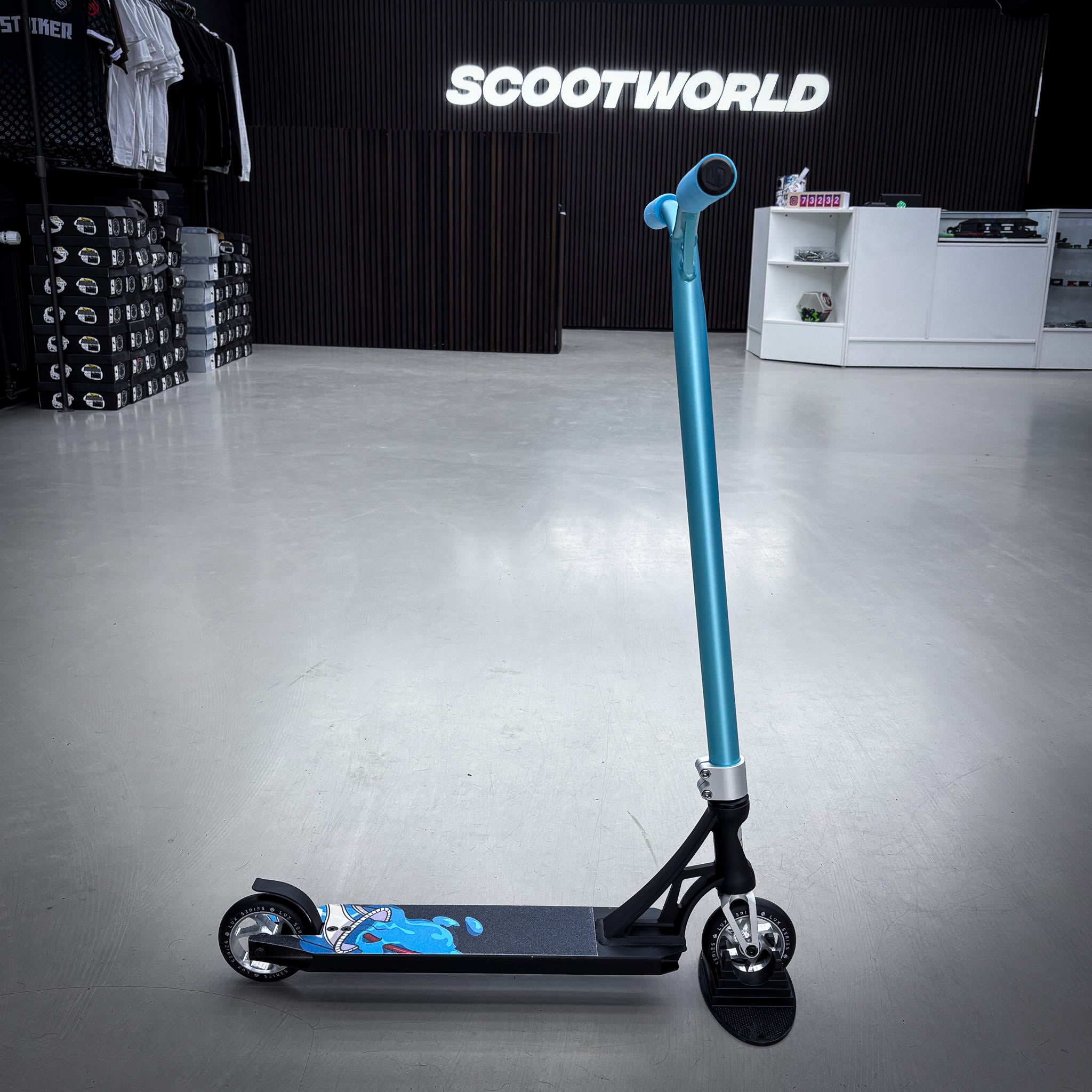 Striker Panda Freestyle Custom Build - Svart/Turkos/Silver-ScootWorld.se
