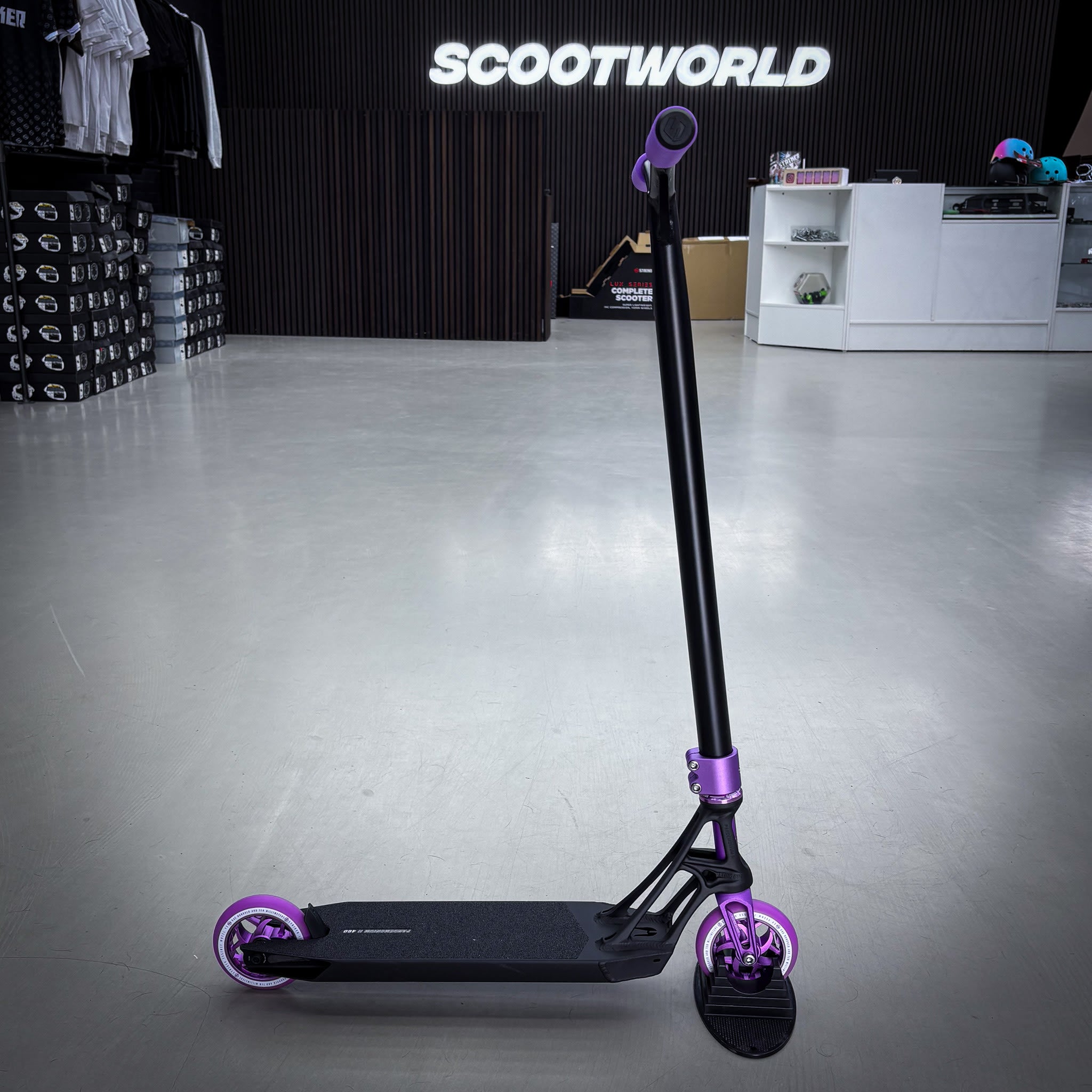 Striker Ethic Pande Custom Build - Svart/Lila-ScootWorld.se