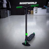 Striker Ethic Pande Custom Build - Svart/Grön-ScootWorld.se