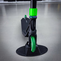 Striker Ethic Pande Custom Build - Svart/Grön-ScootWorld.se